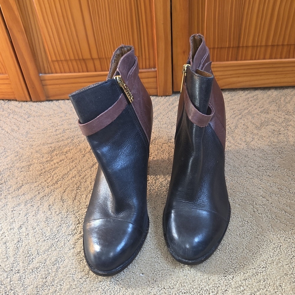 Size 10 Ivanka Boots